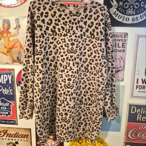 Leopard Print Long Crew Neck Sweatshirt